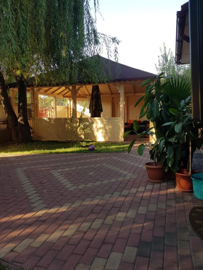 Vila Mario Galaţi Exteriör bild